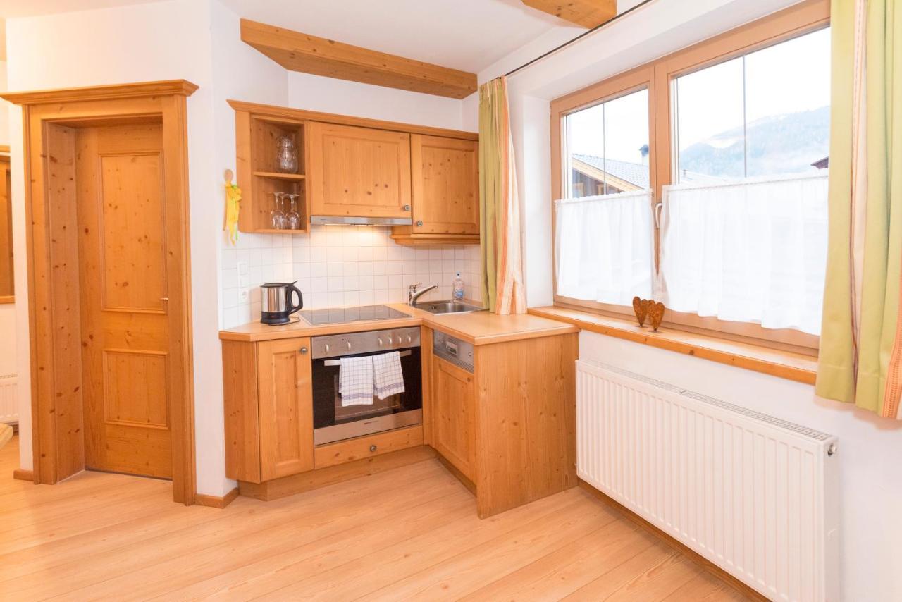 Das Gaestehaus Schneider Am Dorfplatz Alpbach Esterno foto
